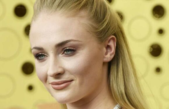 Im Scheidungsdrama: Sophie Turner verbringt Mädelsabend