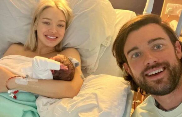 Jack Whitehall teilt erstes Bild mit neugeborener Tochter!