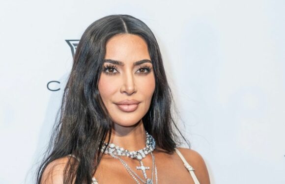 Kim Kardashian ist kaum wiederzuerkennen