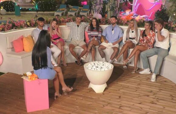 Küsse und Eifersucht: Das war die erste Woche "Love Island"