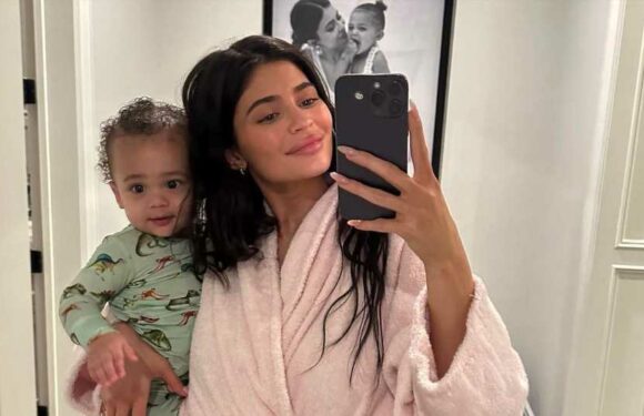 Kylie Jenner hat nach Namensänderung ihres Sohnes Zweifel