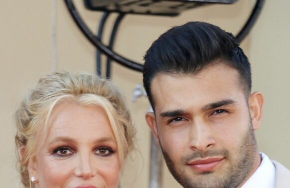 Noch-Ehemann Sam Asghari verteidigt sie