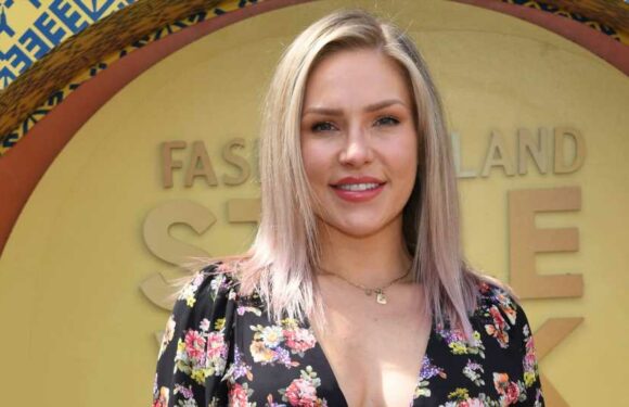 Ohne Baby unterwegs: Sharna Burgess hat große Schuldgefühle