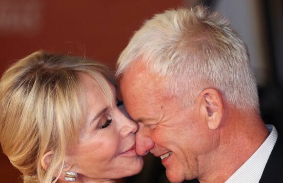 Sänger verzaubert mit seiner Trudie Rom