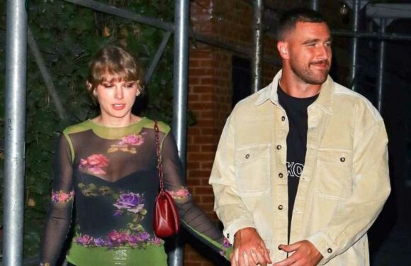 Sie hält sich zurück: Öffnet Taylor Swift sich Travis nicht?