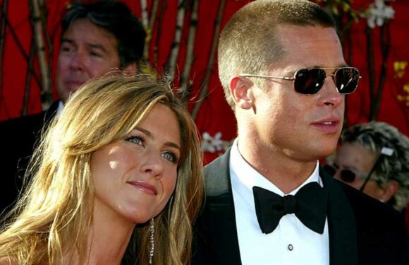 Harte Worte von Sohn: Jennifer Aniston steht Brad Pitt bei