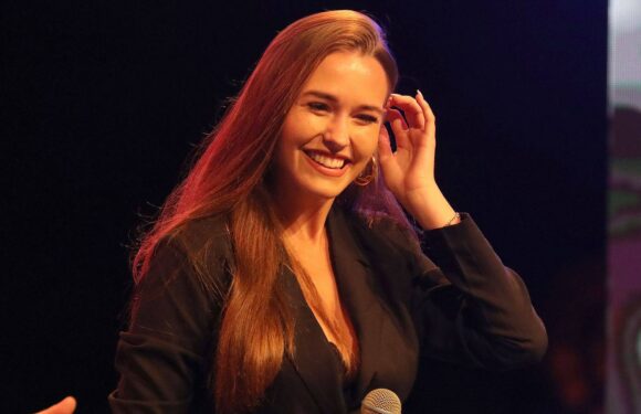 Laura Müller: Zieht sie sich nochmal für den Playboy aus? | InTouch