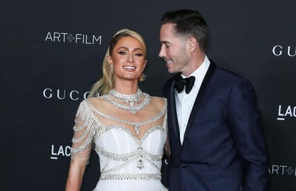 Zum 2. Hochzeitstag: "Bin so glücklich"! Paris Hilton widmet ihrem Carter rührende Worte