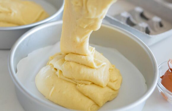 In 3 Minuten im Ofen: So einfach und schnell gelingt dieser saftige Joghurtkuchen