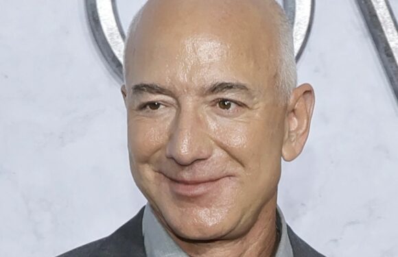 Zu groß: Jeff Bezos kann nicht im Hafen von Florida anlegen!